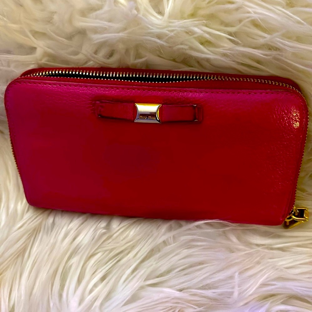 Authentic Miu Miu Long Zip Wallet. Made In Turkey! - image 4